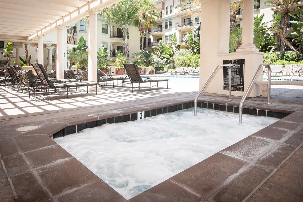 Sunshine Suites At The Piero Los Angeles Exterior foto
